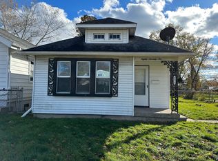 8076 Toepfer Rd, Warren, MI 48089