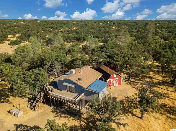 17575 Southlake Rd, Cottonwood, CA 96022