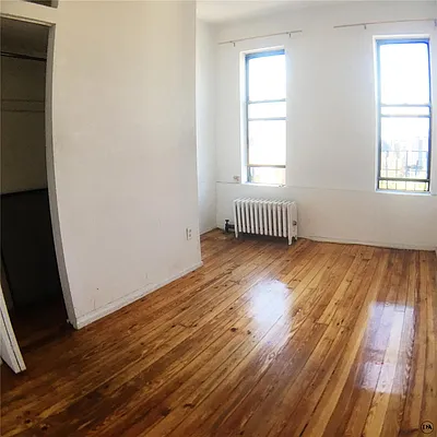 Rented by DSA Realty | media 14