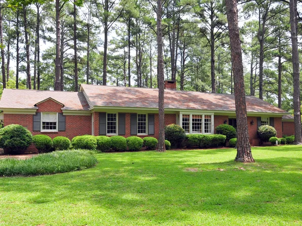 1200 Pinecrest Dr, Albany, GA 31707