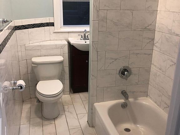 5th image of 13 S 21st St Floor 2