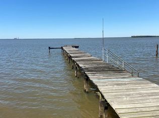 333 Lake Moultrie Dr, Bonneau, SC 29431