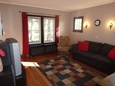 2nd image of 2239 Saint Stephen St