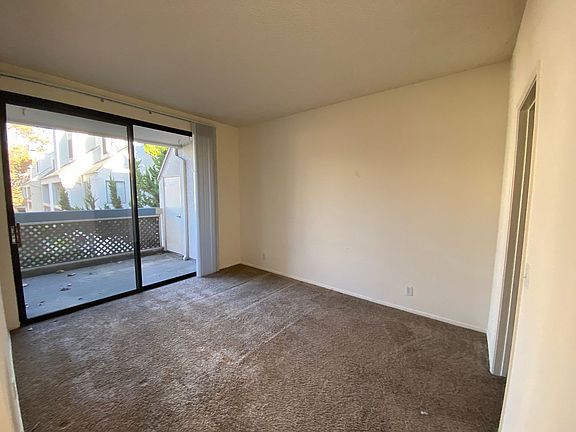 5th image of 2222 River Run Dr Unit 133