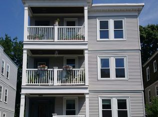 66 Whitten St, Dorchester, MA 02122