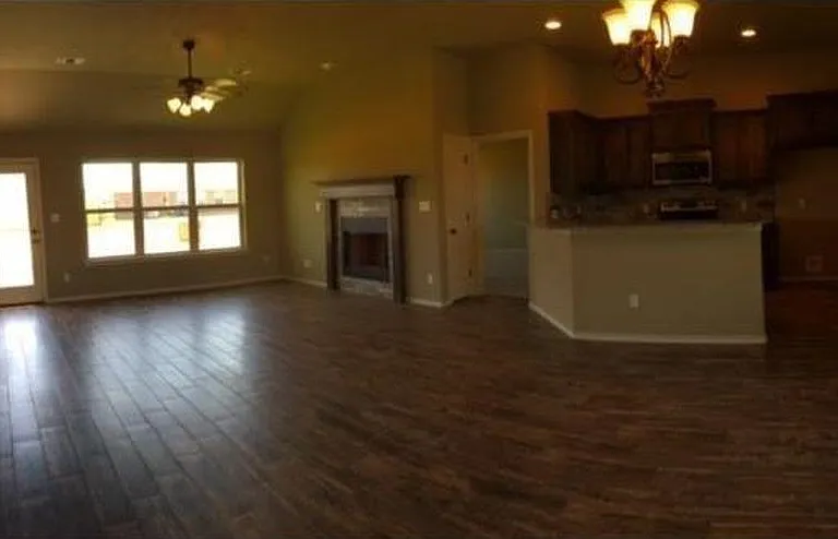 708 Denali Ct — Photo 3