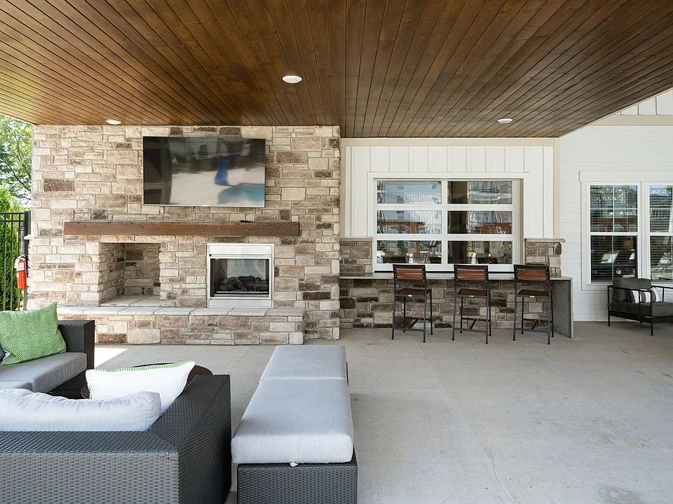 The Mill at White House apartments community photo