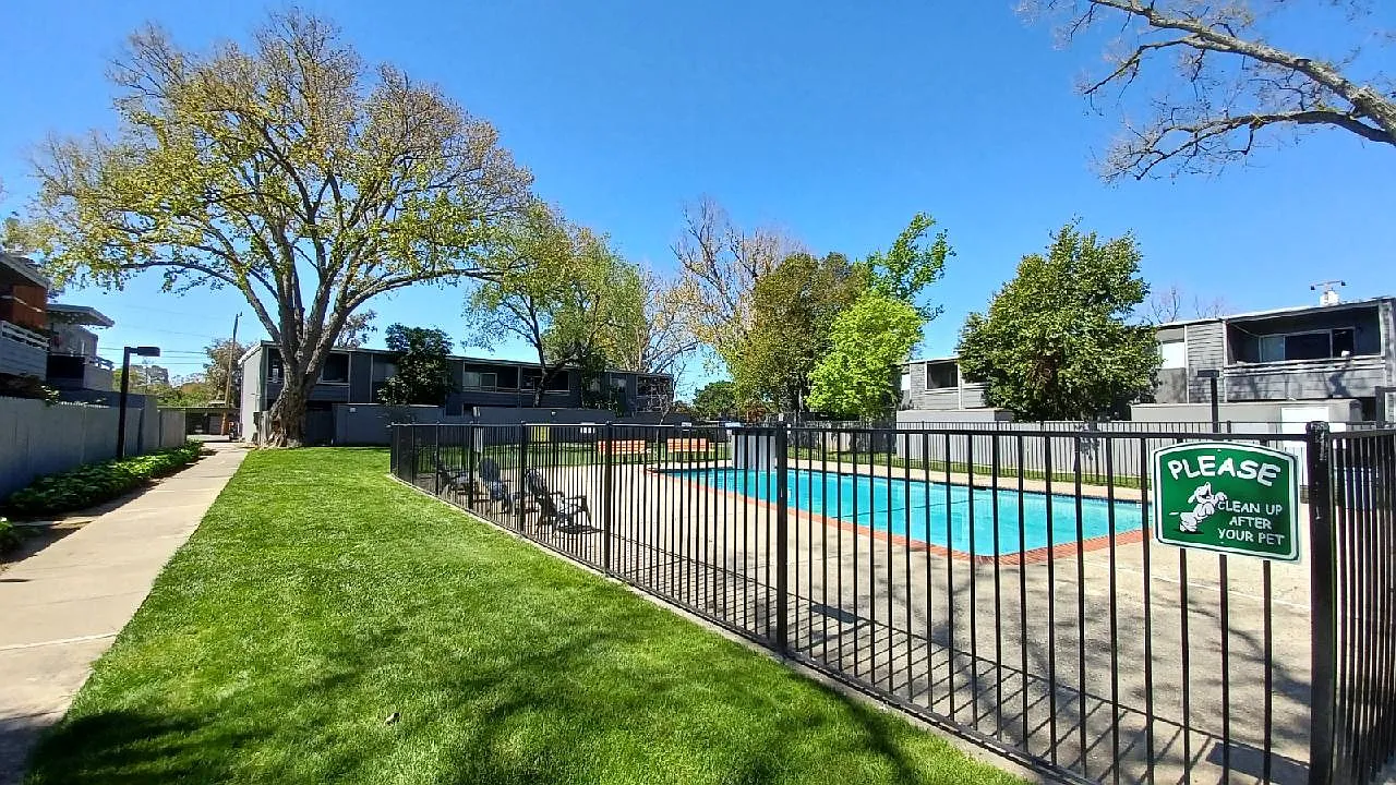 PINE TERRACE APARTMENTS — Photo 2