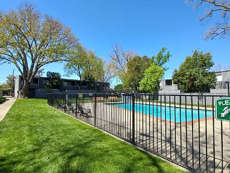 PINE TERRACE APARTMENTS — Photo 3