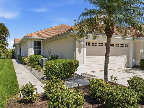 2nd image of 4924 WHISPERING OAKS DRIVE