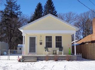 210 Kelso Dr, Erie, PA