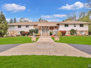 4 Tudor Rd, Old Tappan, NJ 07675