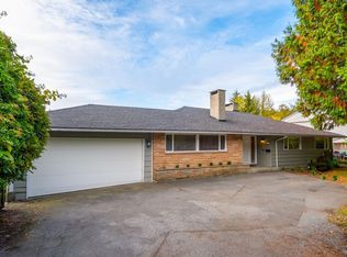 775 Southborough Dr, West Vancouver, BC V7S1N1