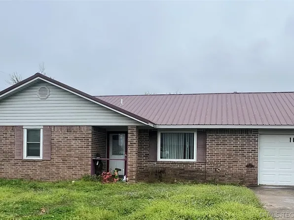 104 W Forbus St, Gore, OK 74435