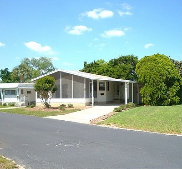 1st image of 892 Sabal Palm Dr