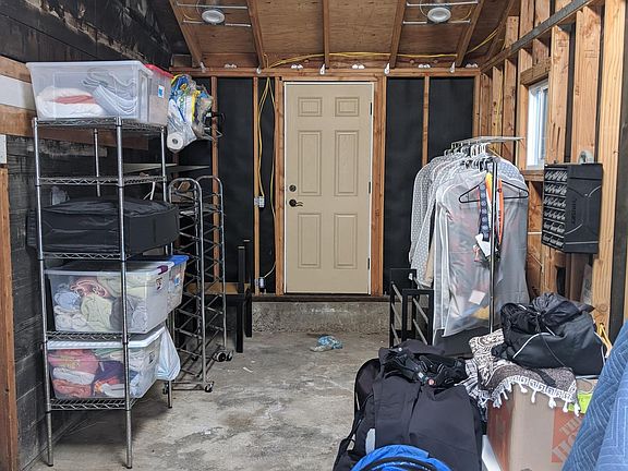 5th image of 413 Walnut Ave