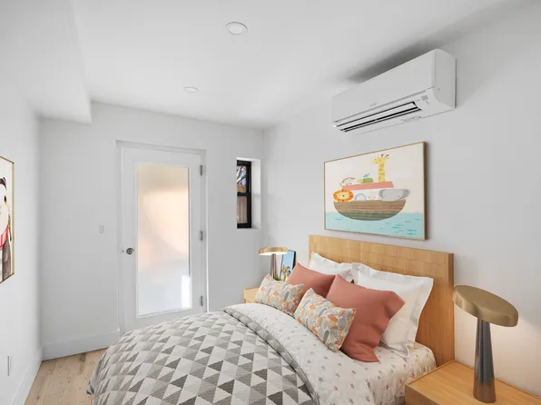 28 4th Place image 7 of 12