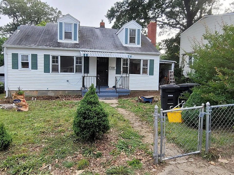 2nd image of 7715 Frederick Rd