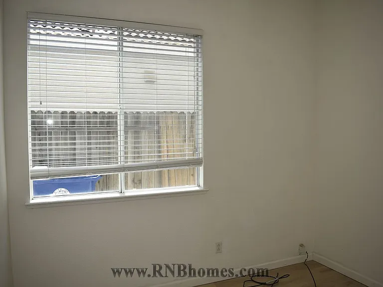 18 Diggins Dr — Photo 8