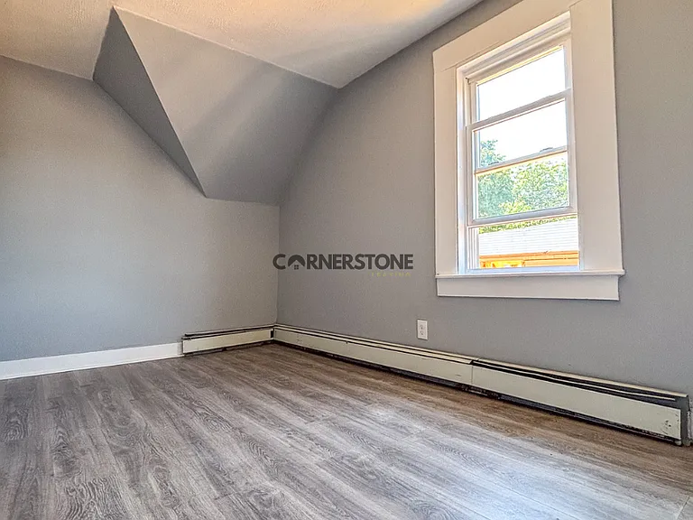 356 Hamilton Ave — Photo 9
