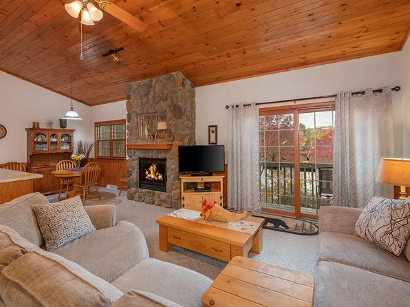 6680 Highway 17 APT 11, Rhinelander, WI 54501