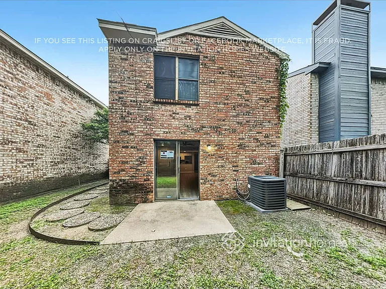 427 Dawn Dr — Photo 17
