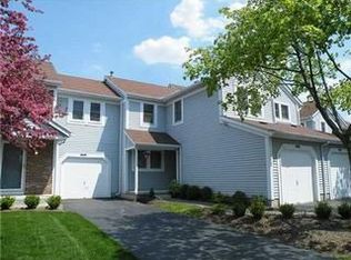 5788 Parkbridge Ln, Dublin, OH 43016