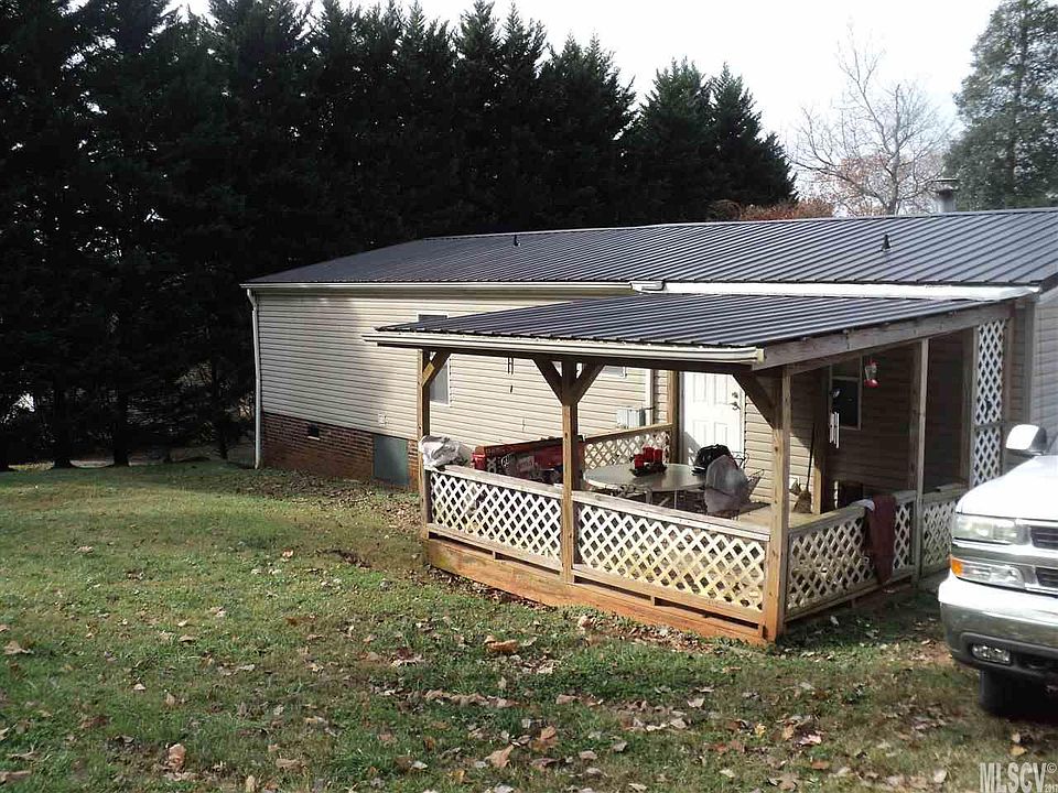 2nd image of 4032 Stone Creek Ct