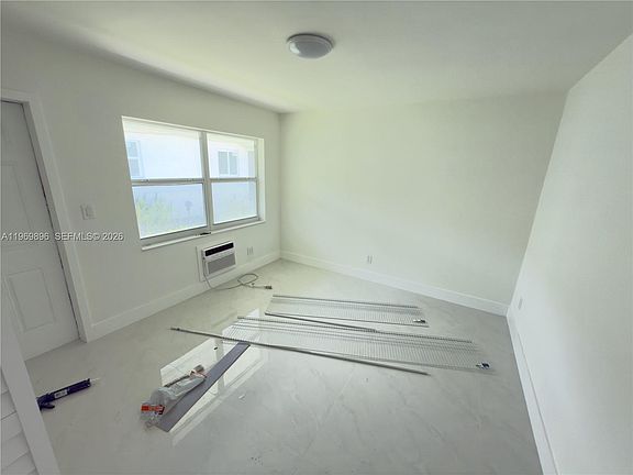 4th image of 2191 NE 167th St APT 4