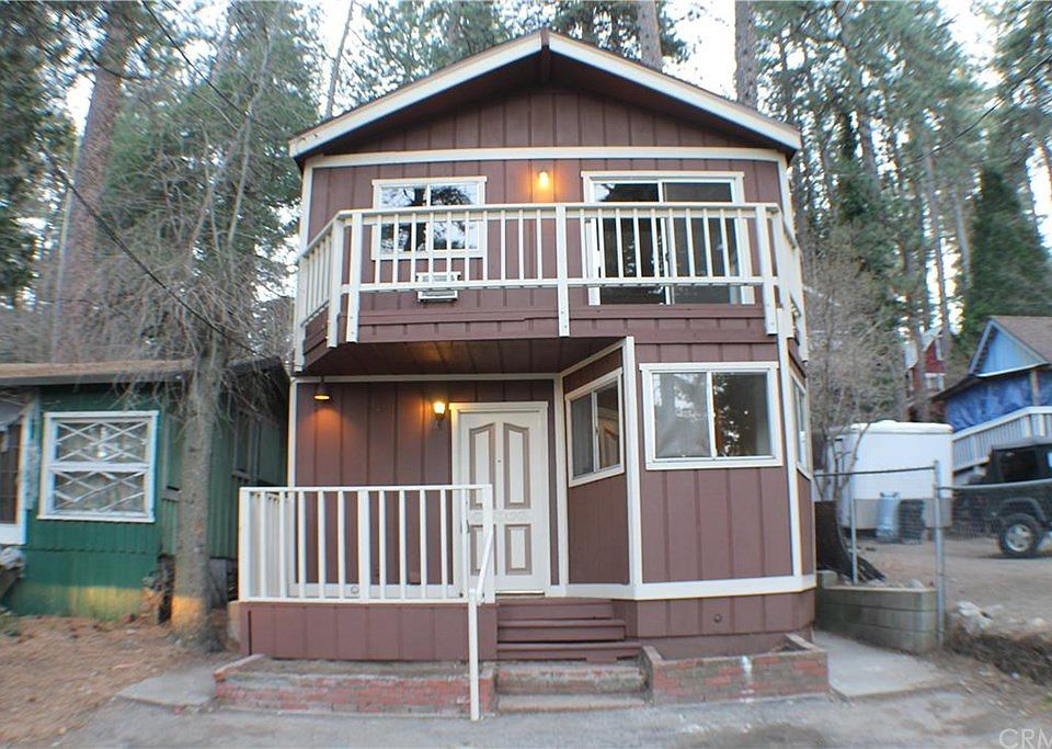 2nd image of 22921 Waters Dr