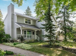 9119 117th St NW, Edmonton, AB