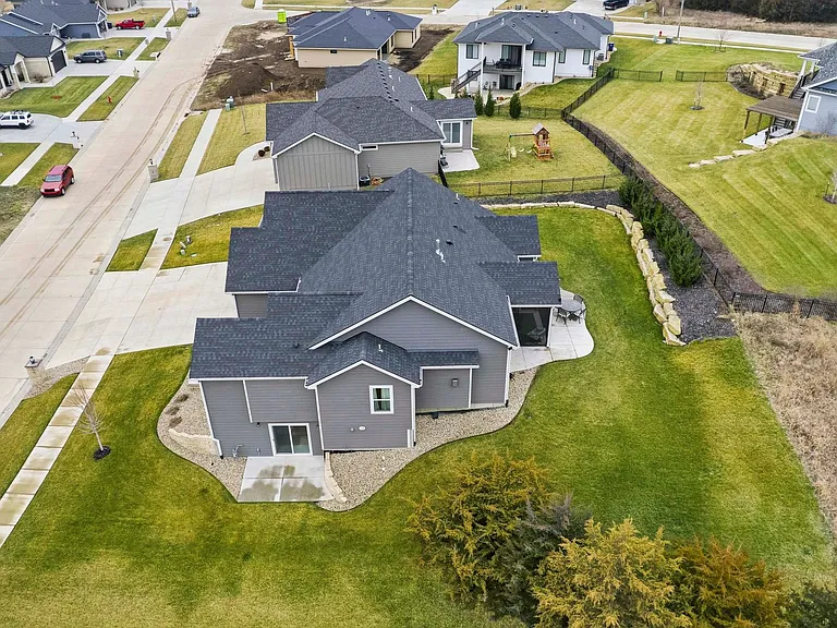 8849 Moonbug Ln — Photo 60
