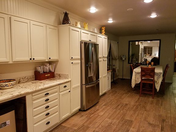 5th image of 1206 Pepper Dr