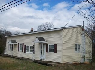 207 E Gretna Rd, Gretna, VA 24557