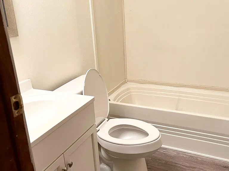104 Lynn Dr #39 — Photo 8