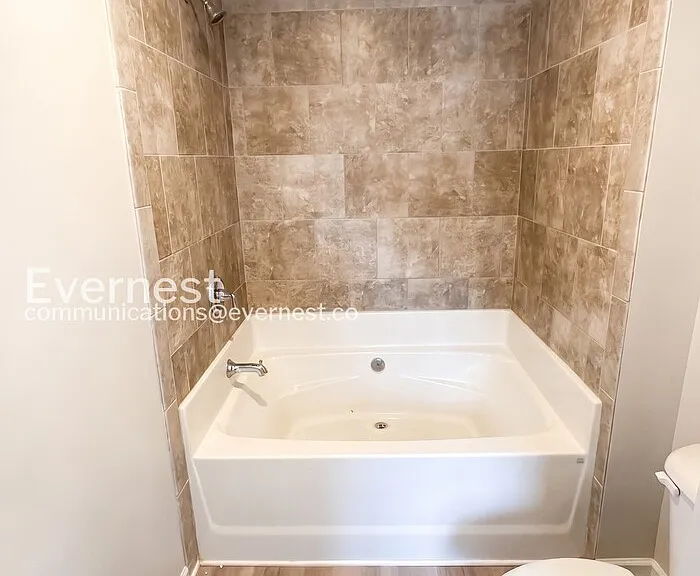 1538 Persimmon Trce — Photo 16