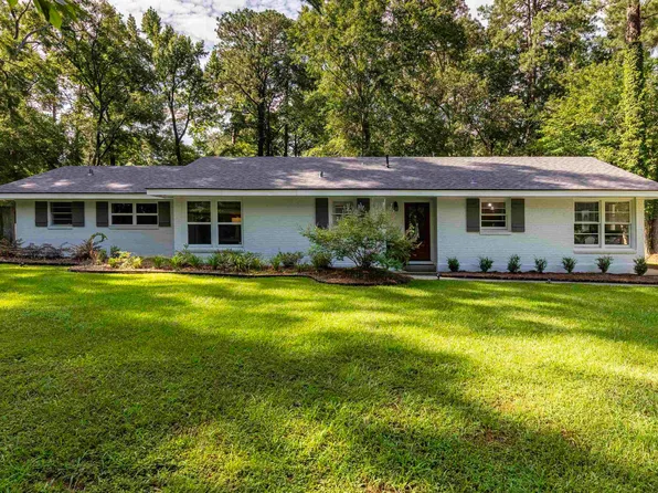 1610 Valley Dr, Ruston, LA 71270