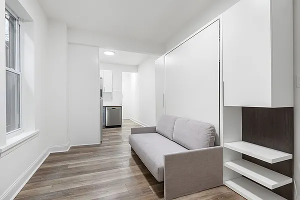 Rented by SERHANT. | media 2