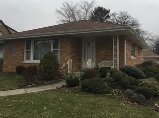 2543 S 6th Ave, North Riverside, IL 60546