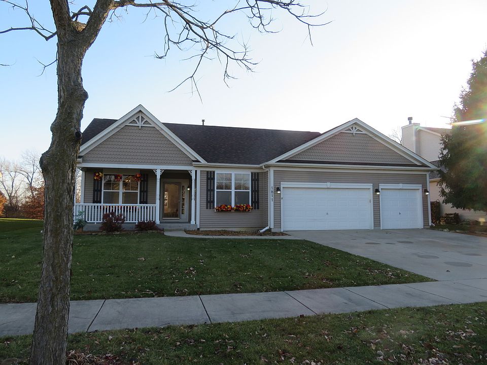 1st image of 1811 Hawthorne Ln