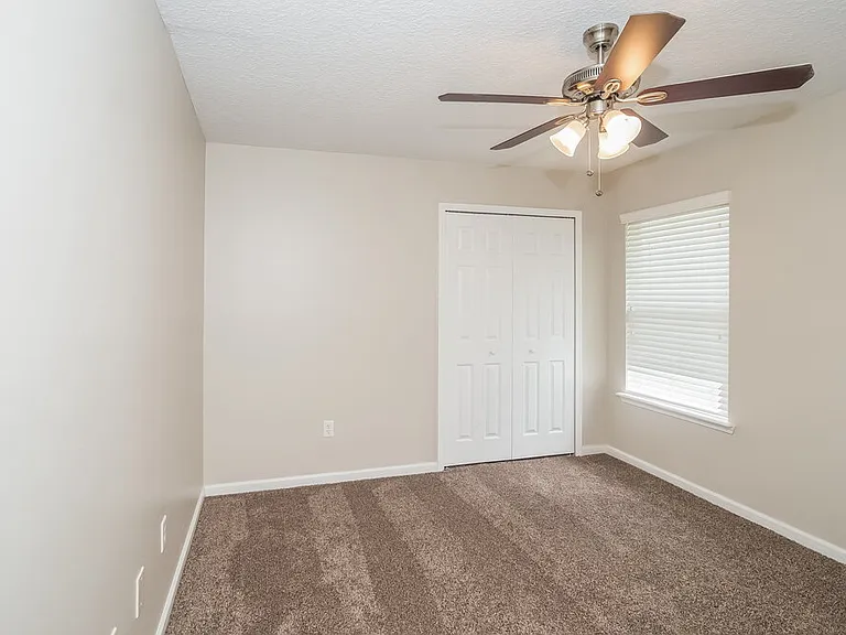 14081 Bradley Cove Rd — Photo 10