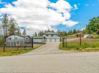 5308 Law St, Peachland, BC V0H1X8