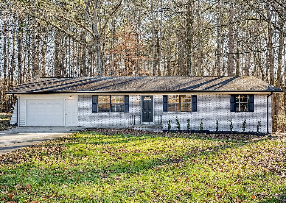 1st image of 4704 Cree Ln NW