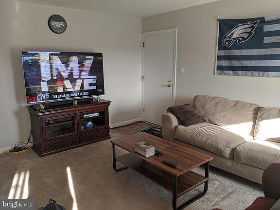 5th image of 635 Waterloo Rd APT 231