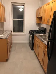 Rented by Realty 2000 Associates Ltd