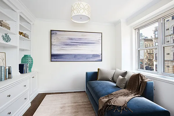 Sold by Compass | media 17