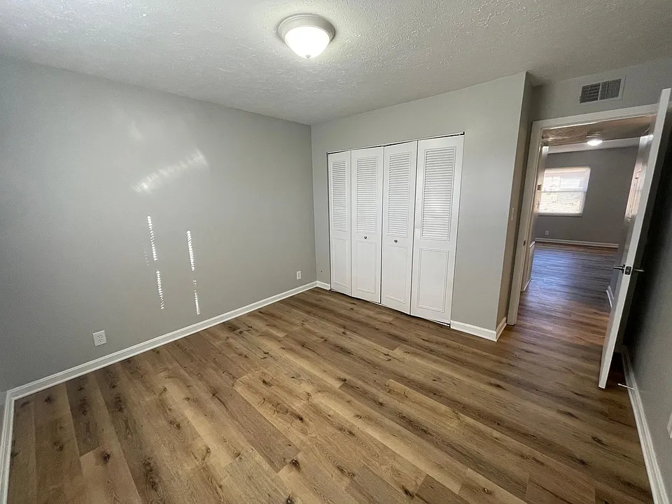Bedroom #1