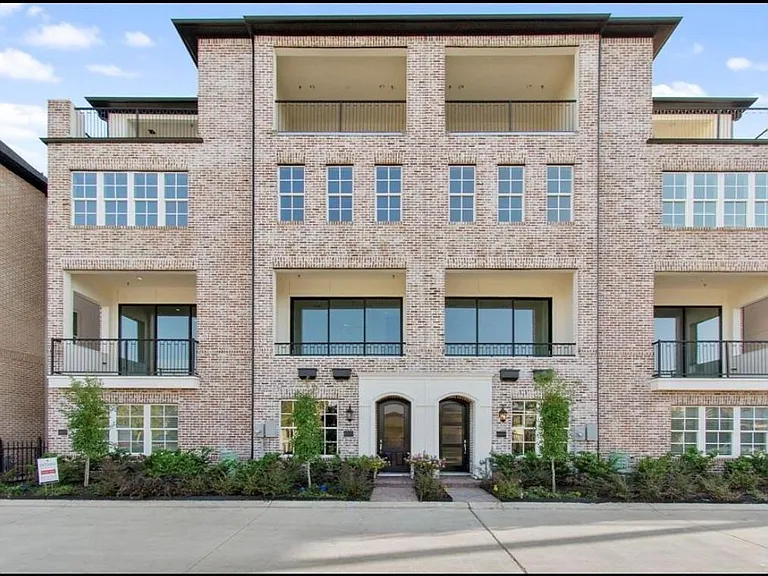6037 Matthew Oaks Pl — Photo 1