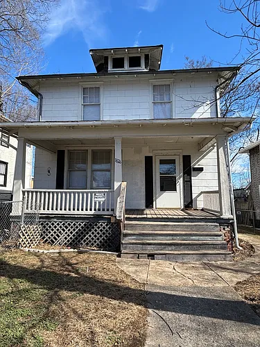 1626 8th St SE Photo 1