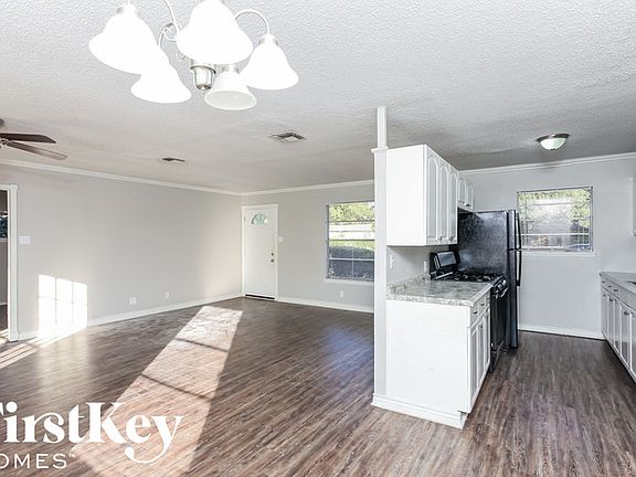 4th image of 106 Rock Valley Dr